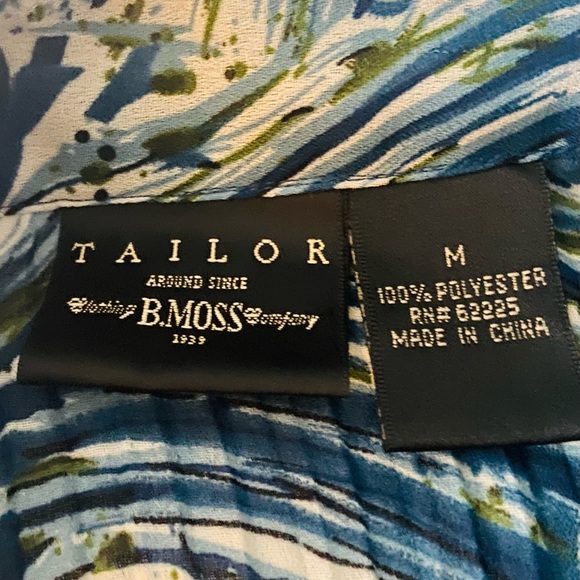 Beautiful TAILOR B.MOSS Lightweight flowy silken pleated flared top size M - Picture 8 of 9